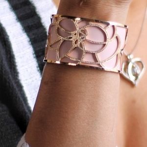 Les Georgettes Paris Pink / Grey cuff